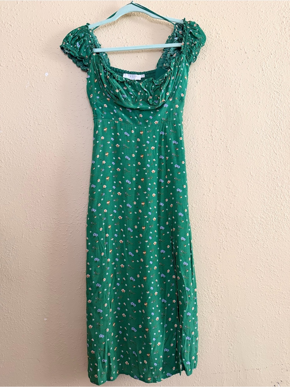 ASTR THE LABEL | Revolve Keepsake Dress in Green Floral - Size XS - Picture 2 of 7
